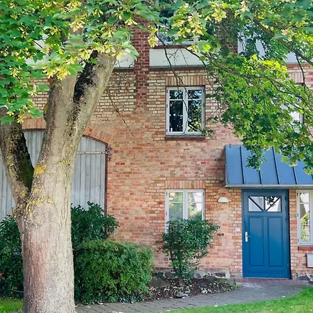 Holgis Nur 200 M Vom Entfernt